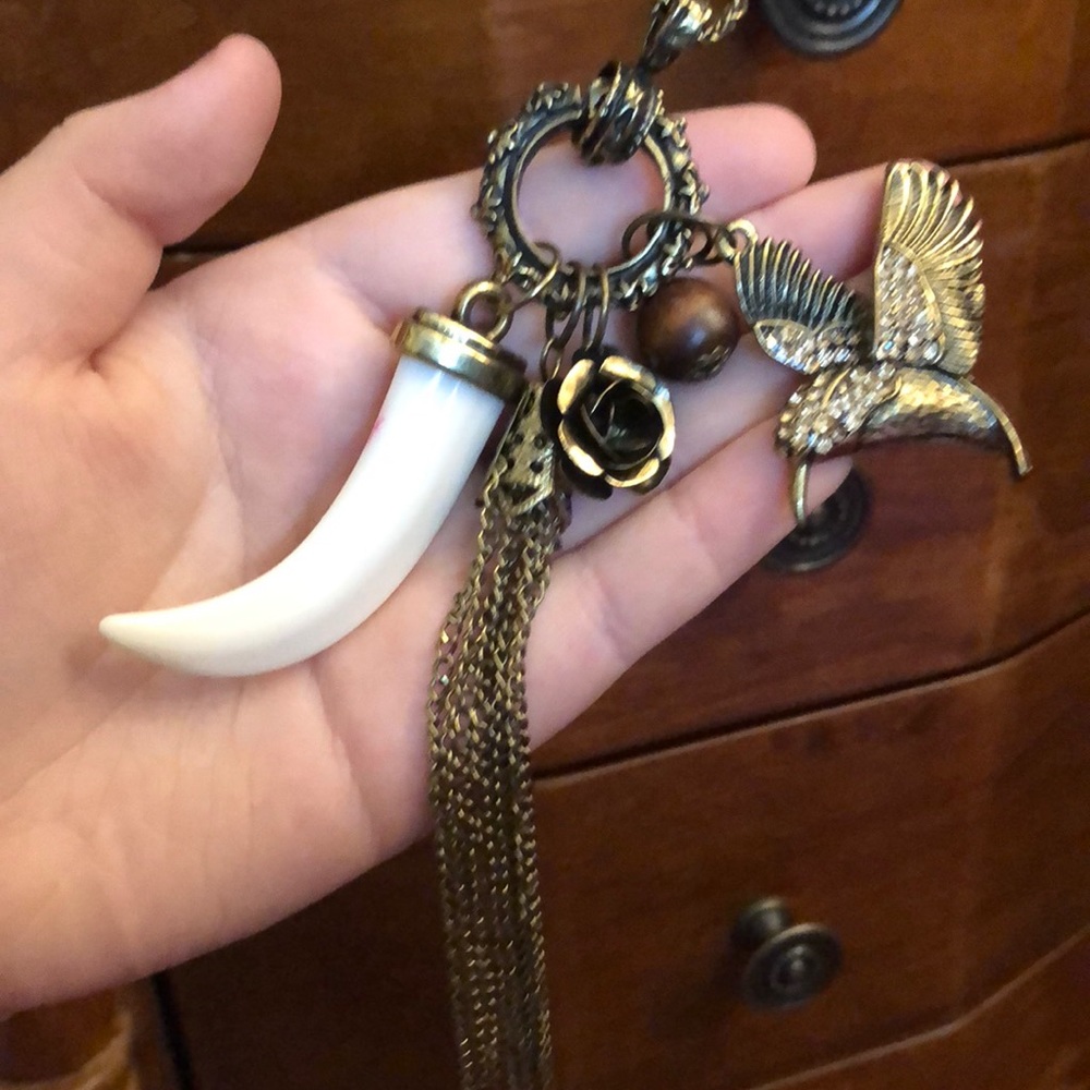 Tooth necklace
